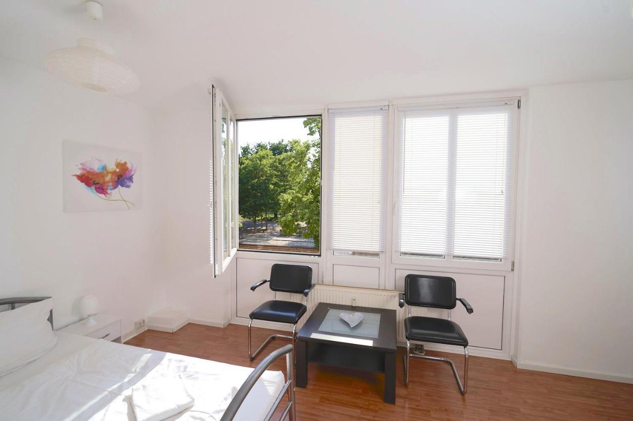 Bnb Potsdamer Platz Rooms & Apartments Berlin Bagian luar foto