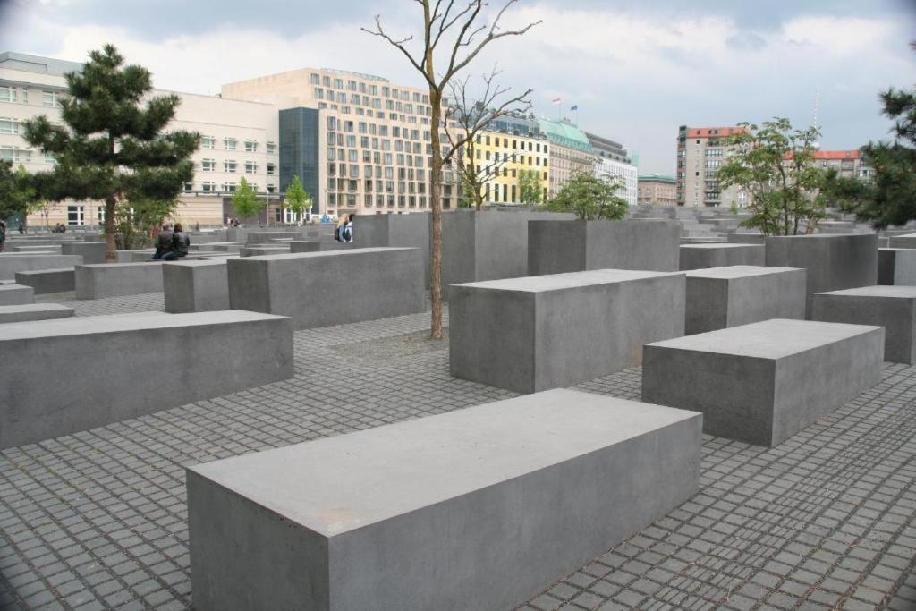Bnb Potsdamer Platz Rooms & Apartments Berlin Bagian luar foto
