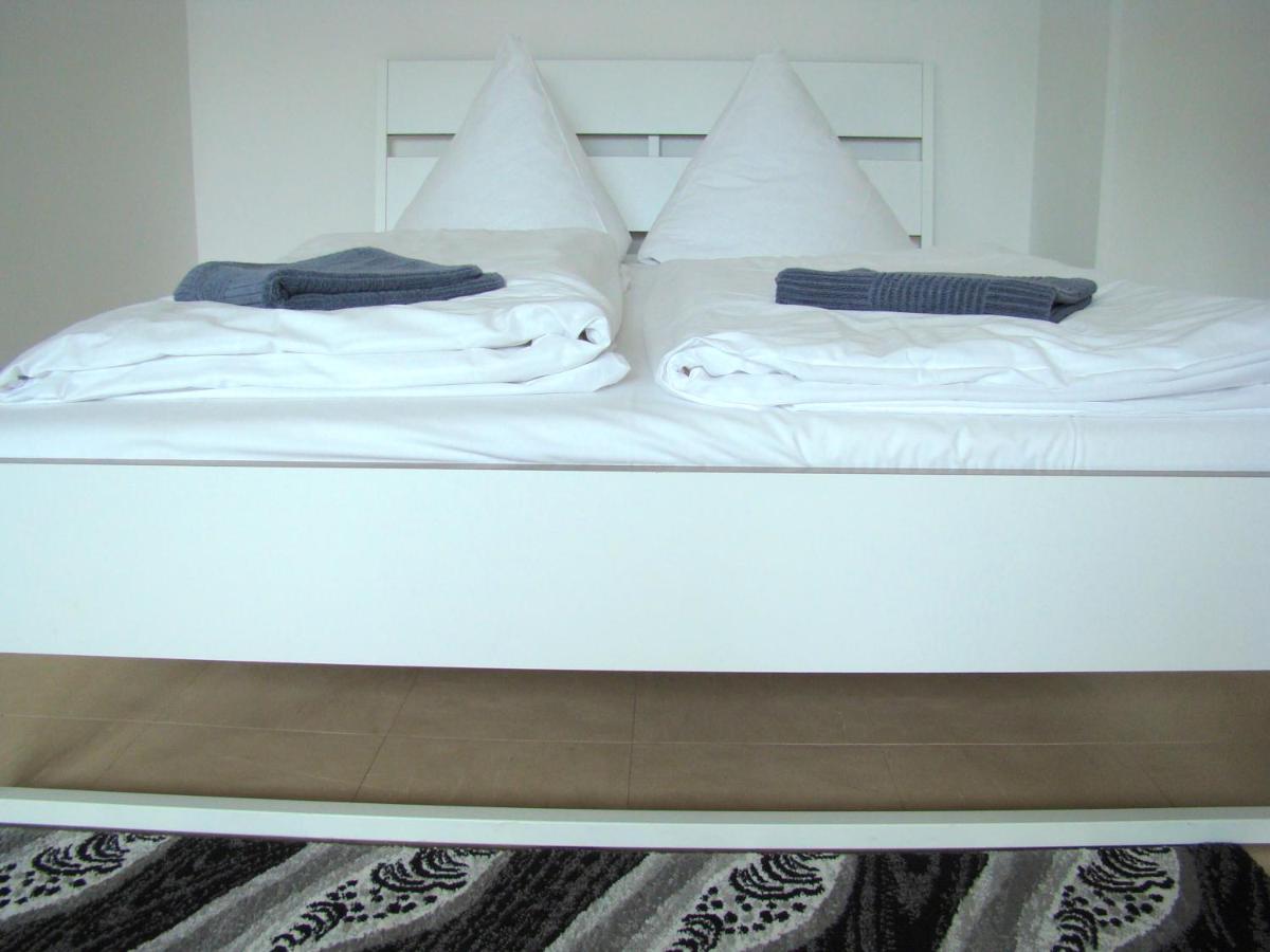 Bnb Potsdamer Platz Rooms & Apartments Berlin Bagian luar foto